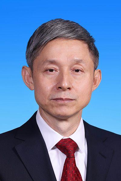 孔盾 孔盾